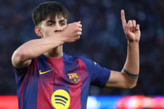 Người từng từ chối làm đồng đội của Cristiano Ronaldo đang… vui